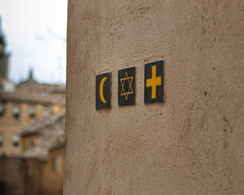 símbolos de las tres religiones