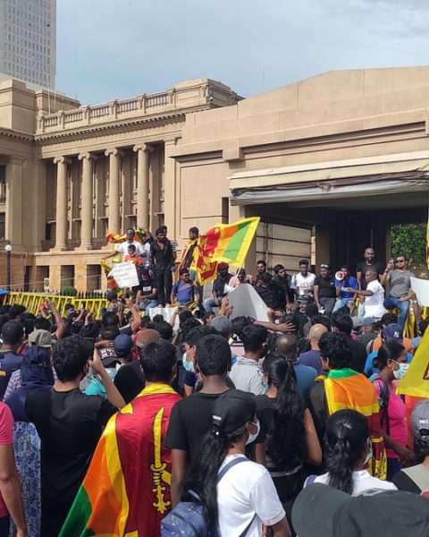 Manifestantes en Sri Lanka