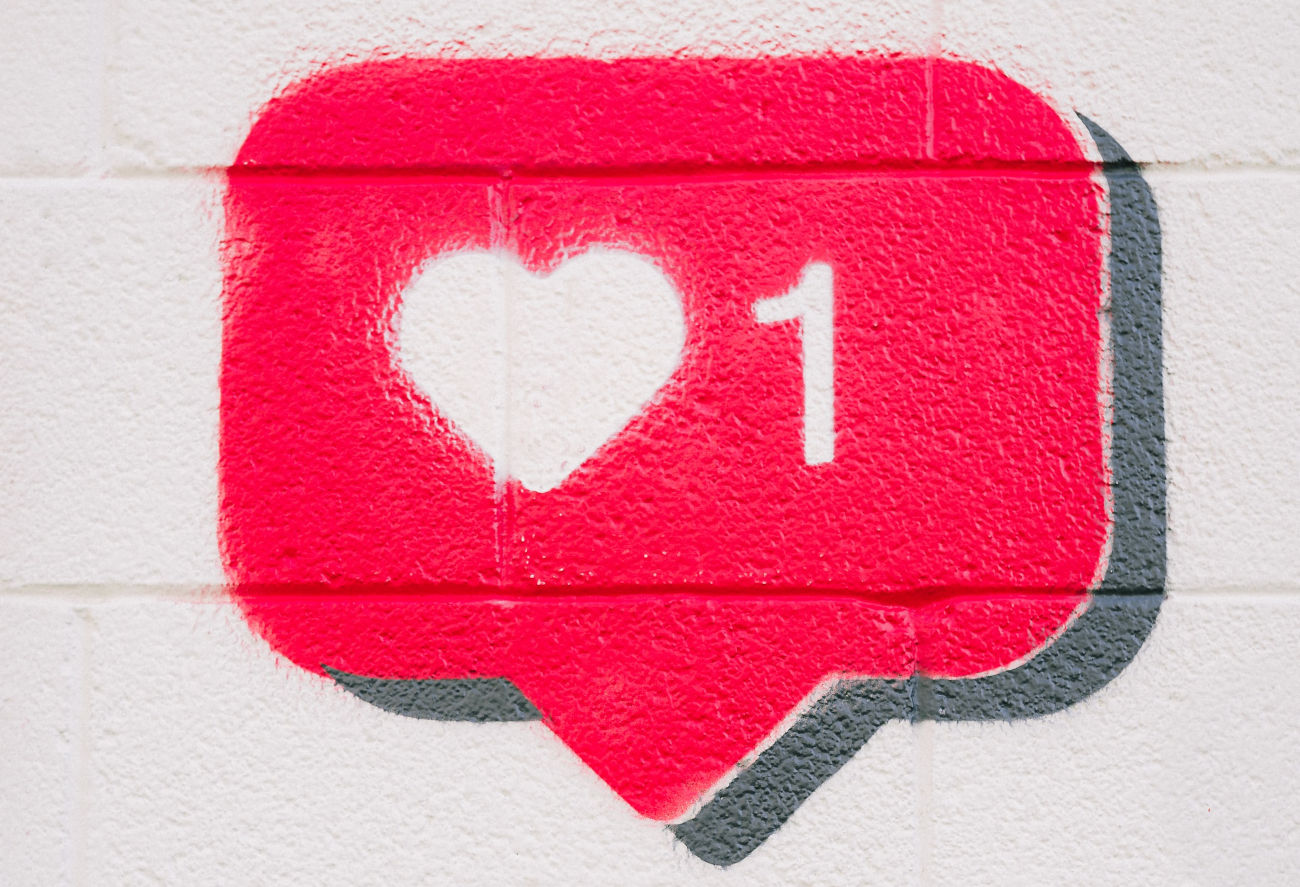 signo de like en red social
