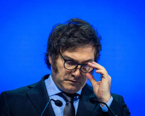 Javier Milei, Presidente de Argentina, durante la reunión anual del Foro Económico Mundial 2024 en Davos, Suiza. Crédito: World Economic Forum/Ciaran McCrickard