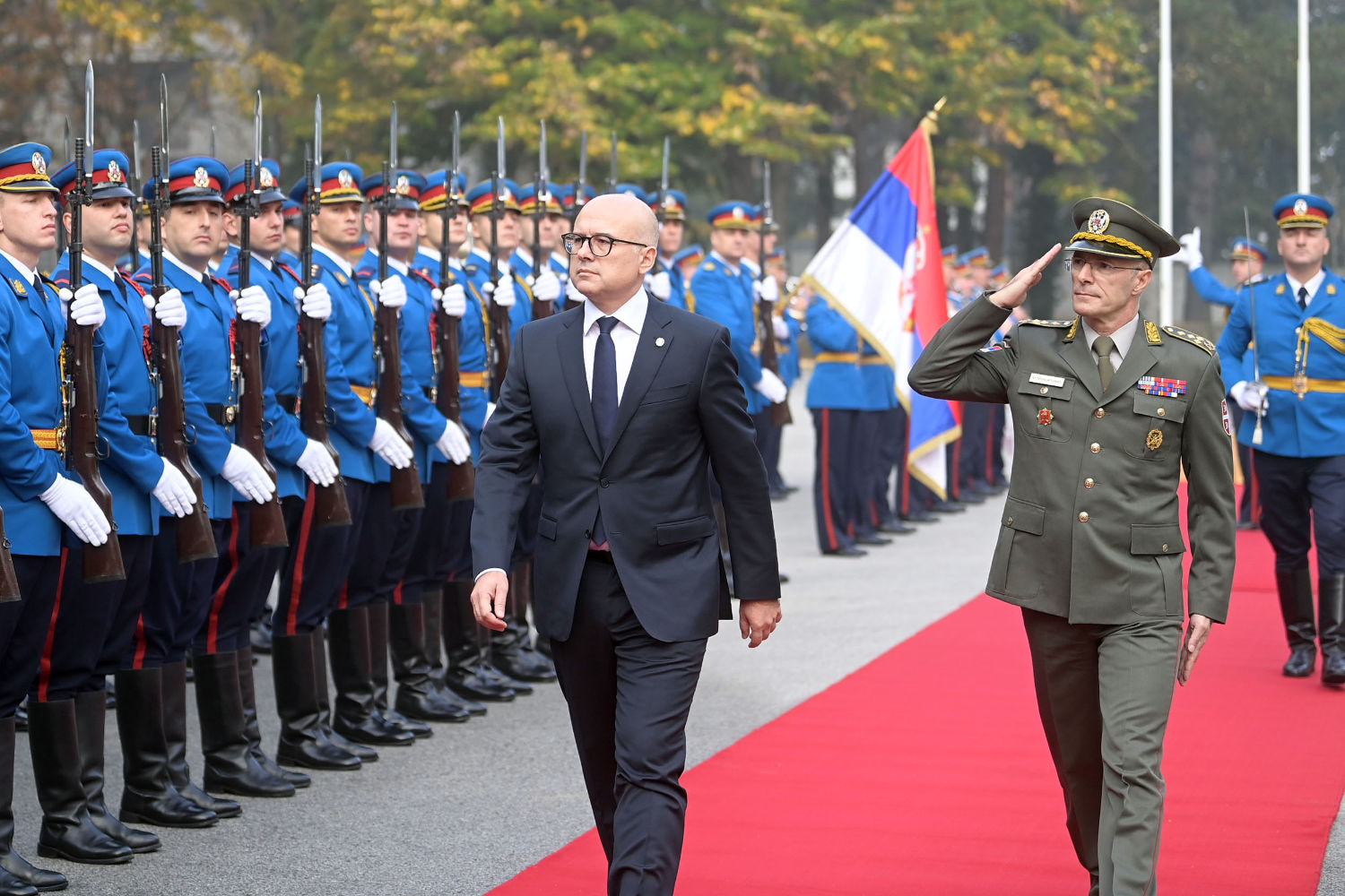 Primer Ministro de Serbia Miloš Vučević