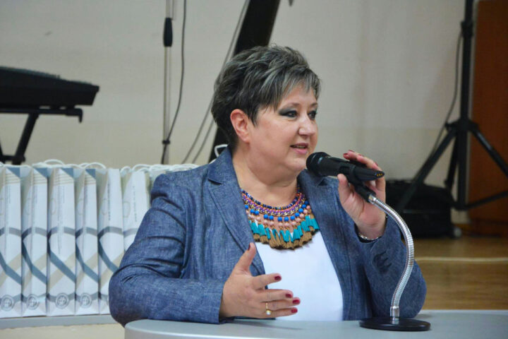 Foto: Profesora Natalija Jovanović, decana de Filosofía en Niš. Fuente: Página oficial de Facebook de la Facultad de Filosofía (filfak.ni.ac.rs)