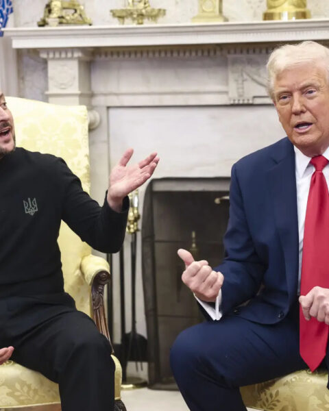El presidente estadounidense, Donald Trump, se reúne con el presidente ucraniano, Volodymyr Zelensky, en el Despacho Oval de la Casa Blanca, en Washington. (Fotografía de EPA Images)