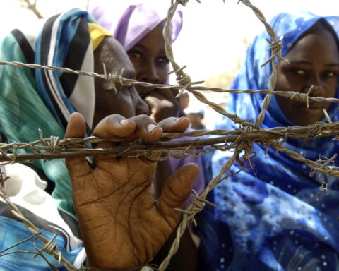 Personas desplazadas internas (IDPs) en el campamento Zam Zam, a las afueras de El Fasher, Darfur Norte, Sudán.