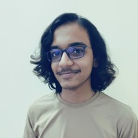 Yanis Iqbal